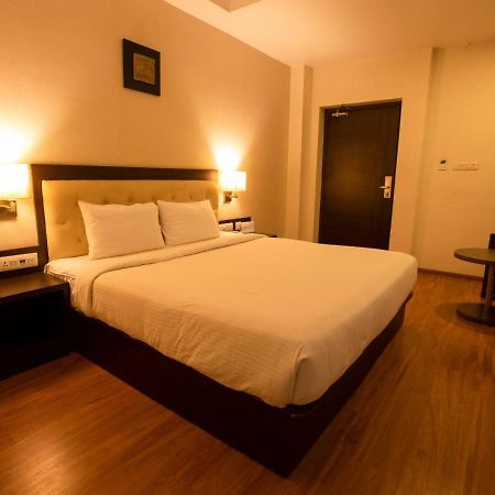 Grand Arcadia Otel Tiruchirappalli Dış mekan fotoğraf